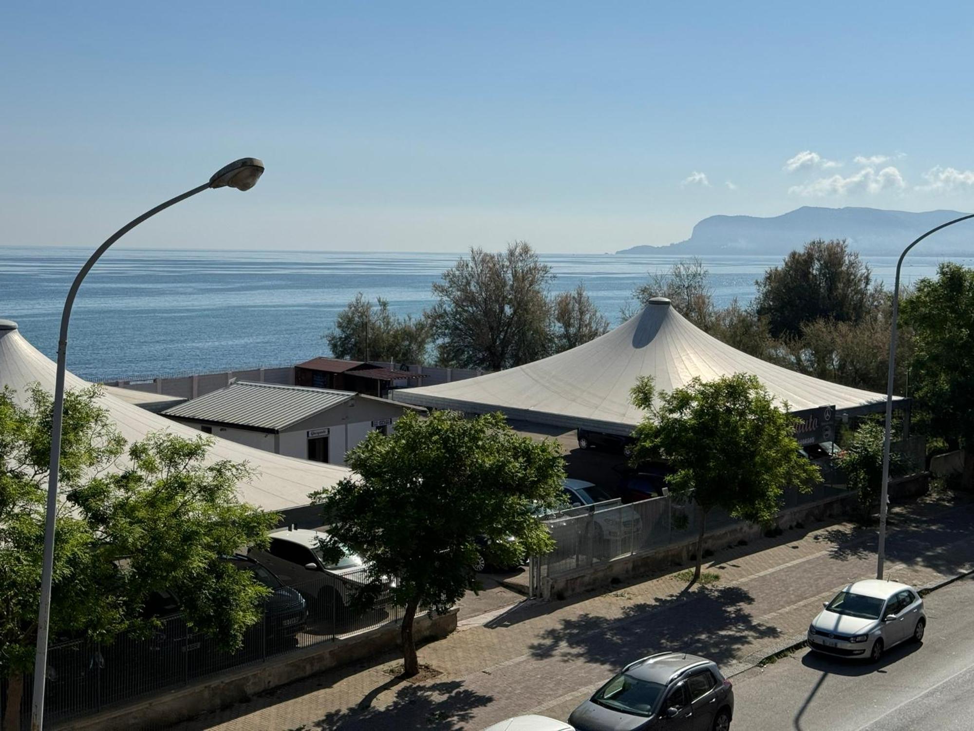 Domus Fysi Hotel Palermo Buitenkant foto