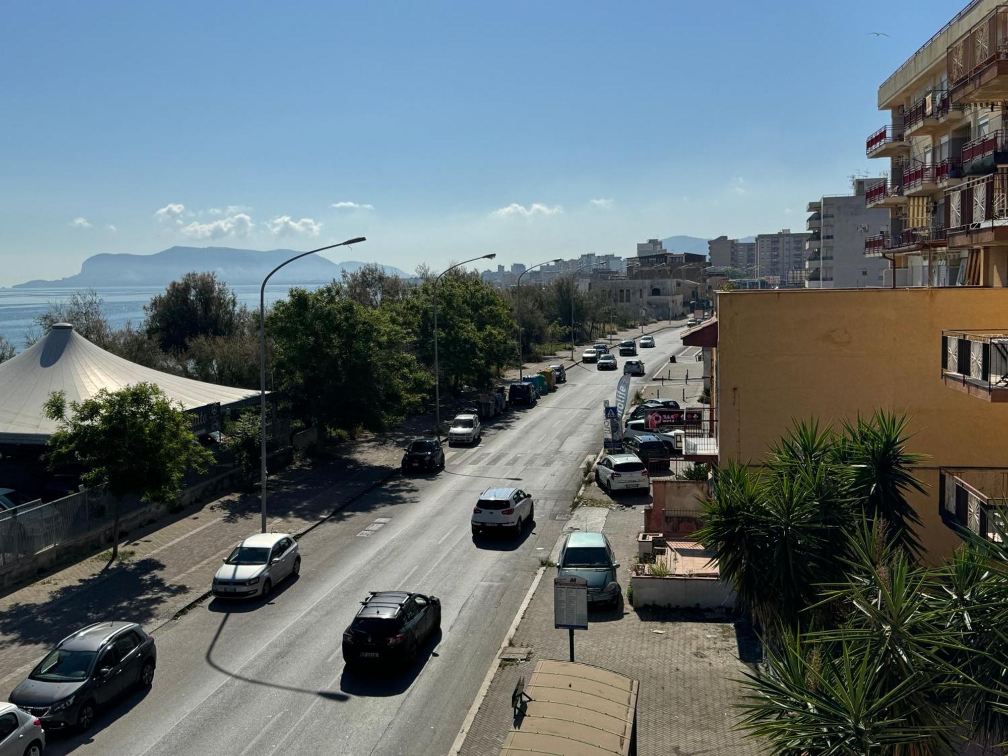 Domus Fysi Hotel Palermo Buitenkant foto