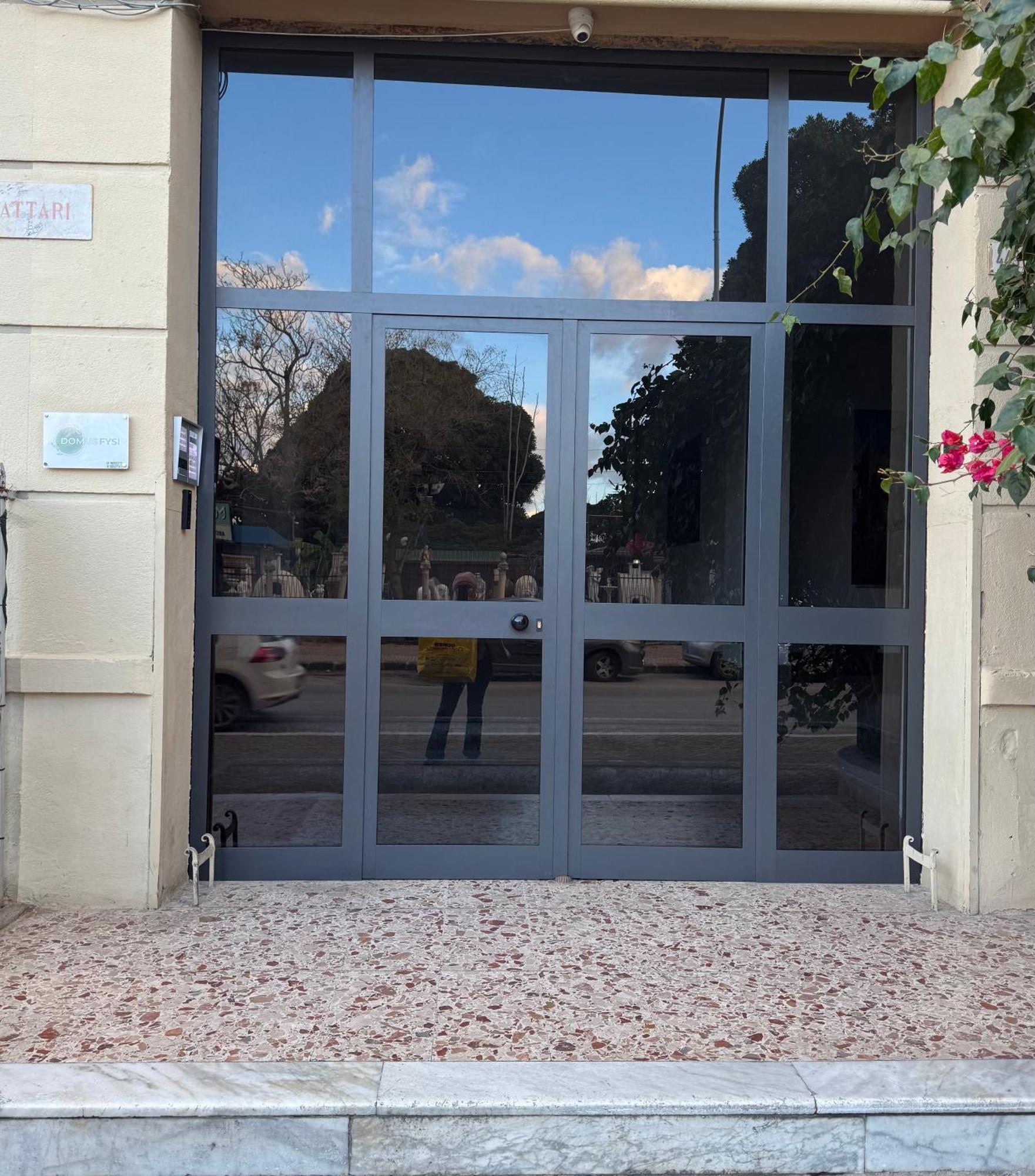 Domus Fysi Hotel Palermo Buitenkant foto